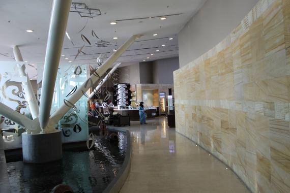 Review: Malaysia Airlines Golden Lounge – Business Class Lounge Kuala Lumpur, Malaysia
