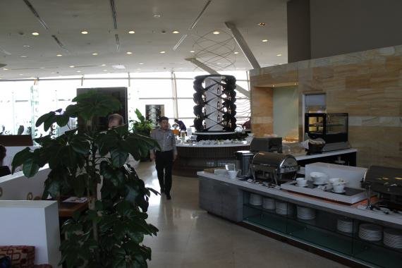 Review: Malaysia Airlines Golden Lounge – Business Class Lounge Kuala Lumpur, Malaysia