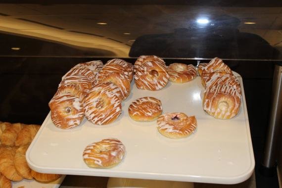Review: Admirals Club San Francisco, CA (SFO)
