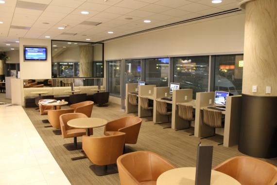 Review: Admirals Club San Francisco, CA (SFO)