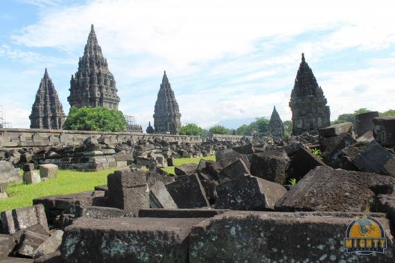 Photo Review Prambanan Temple Yogyakarta