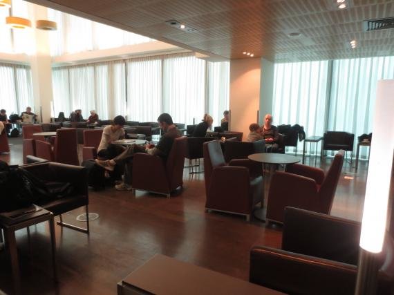 Star Alliance Lounge London Heathrow Review