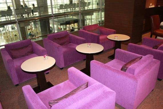 Review: Thai Airways Business Class Lounge & regional business class to Chengdu, China TG618
