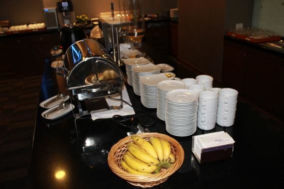Review: Thai Airways Business Class Lounge & regional business class to Chengdu, China TG618