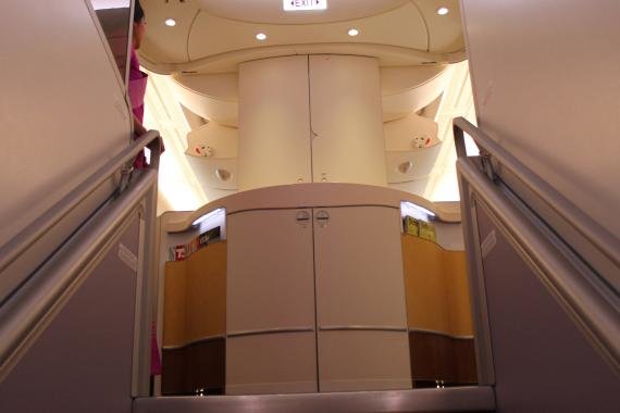Review: Thai Airways A380 First Class Osaka to Bangkok – TG623