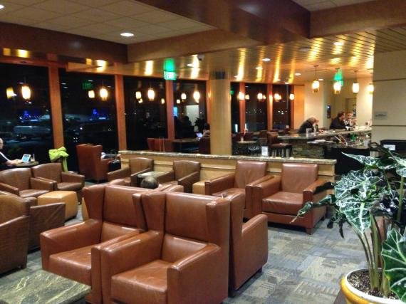 The Alaska Boardroom at Los Angeles Airport (LAX) Review