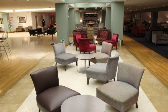 Review: British Airways Galleries Lounge at New York JFK (used as Cathay Pacific lounge)