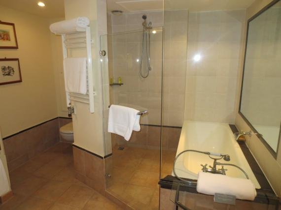 Hotel Review Hyatt Regency Bishkek, Kyrgyzystan