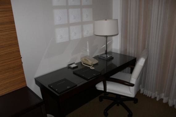 Review: Hilton Waikiki Beach Hotel (formerly Prince Kuhio Hotel)