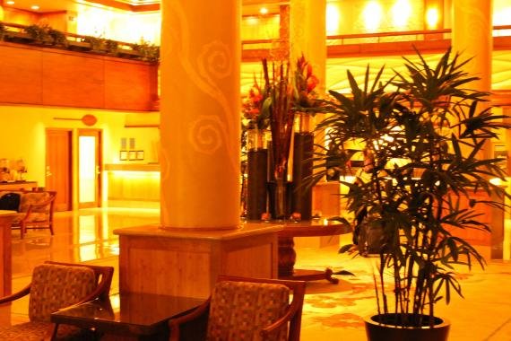 Review: Hilton Waikiki Beach Hotel (formerly Prince Kuhio Hotel)