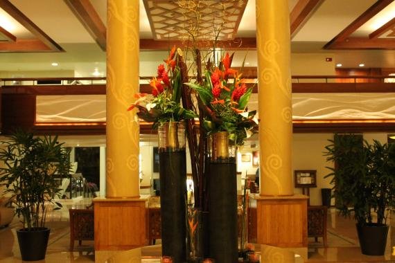 Review: Hilton Waikiki Beach Hotel (formerly Prince Kuhio Hotel)