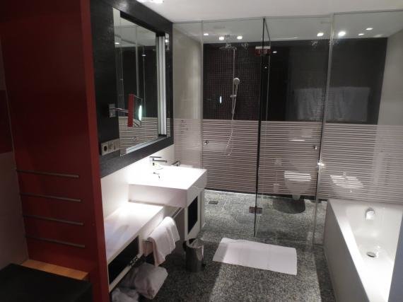 Review: Intercontinental Berlin