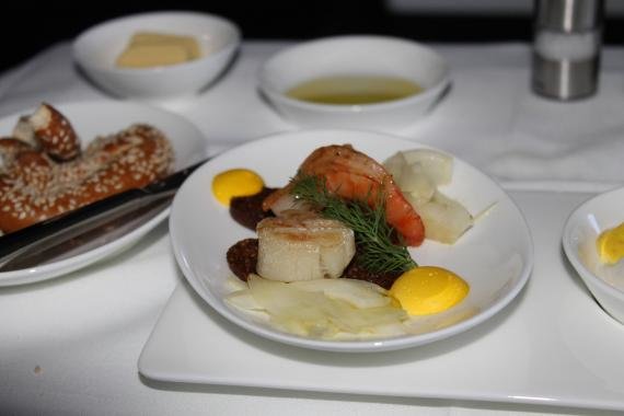 Review: Lufthansa First Class Frankfurt to Osaka B747-400 – LH740