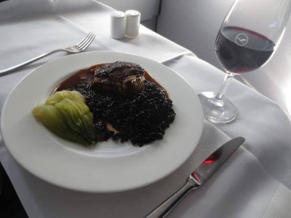 Lufthansa First Class Washington, D.C. (IAD) to Frankfurt, Germany (FRA) Review