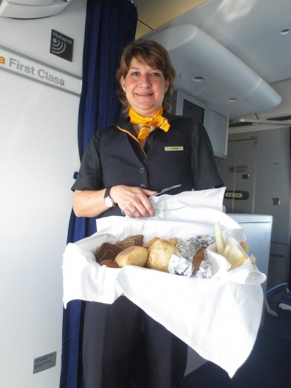 Lufthansa First Class Washington, D.C. (IAD) to Frankfurt, Germany (FRA) Review