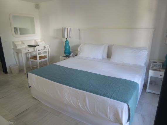 Review: Vedema Resort Santorini, Greece