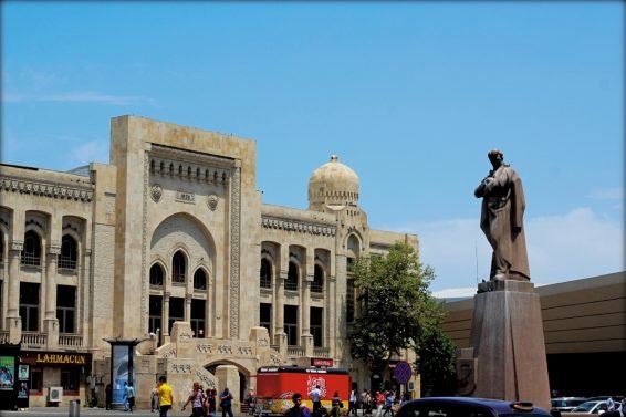 My Favorite 15 Things to do Baku