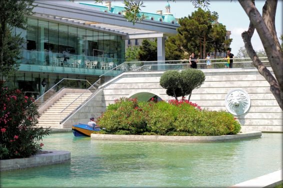 My Favorite 15 Things to do Baku