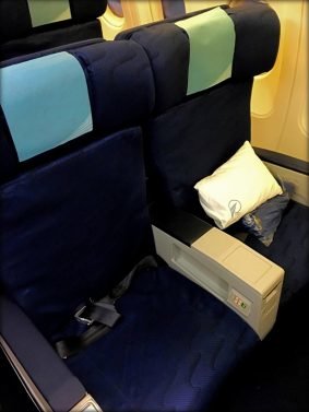 AZALJet / Azerbaijan Airlines Review Tbilisi (TBS) – Baku (GYD)