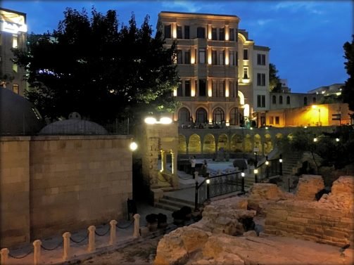 My Favorite 15 Things to do Baku