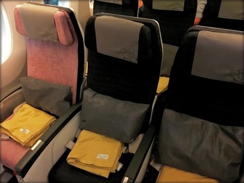 China Airlines Business Class Review San Francisco (SFO) to Taipei (TPE) A350 and SFO lounge reviews inc. China Airlines Lounge