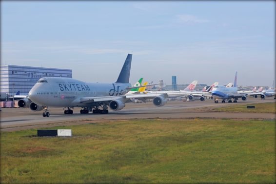 China Airlines Regional Business Class Review Taipei (TPE) to Osaka (KIX) A330