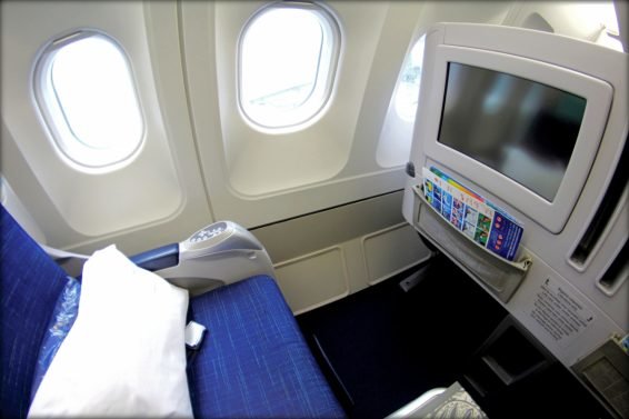 Aircalin Business Class Review Osaka (KIX) to Noumea (NOU) A330 and KIX Air Side Lounge Review