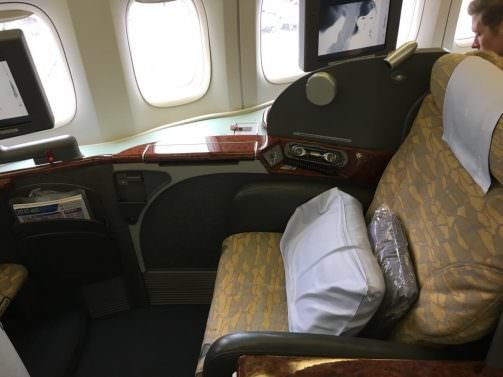 China Airlines Business Class Review Tokyo (NRT) to Taipei (TPE) on a 747