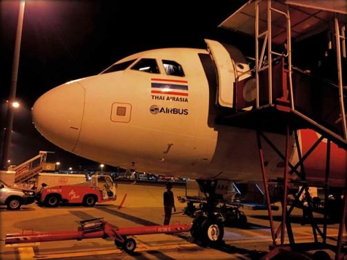 Thai AirAsia Review Bangkok (DMK) to Saigon (SGN) and The Coral Executive Lounge, DMK, Review