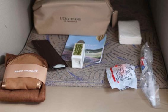 Asiana Business Class Review Los Angeles (LAX) to Seoul (ICN) A380 and Star Alliance Lounge LAX Review