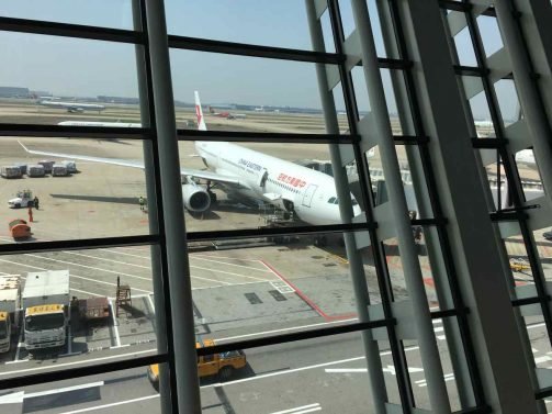China Eastern Economy Review Bali (DPS) to Los Angeles (LAX) and T/G Lounge Review – or my adventures with the poor man’s Business Class continue