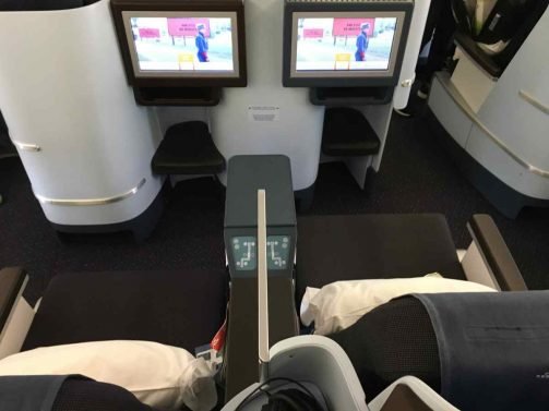 KLM Business Class Review (new cabin) Kuala Lumpur (KUL) – Jakarta (CGK) 777-300ER and Malaysia Airlines Golden Lounge KLIA Review