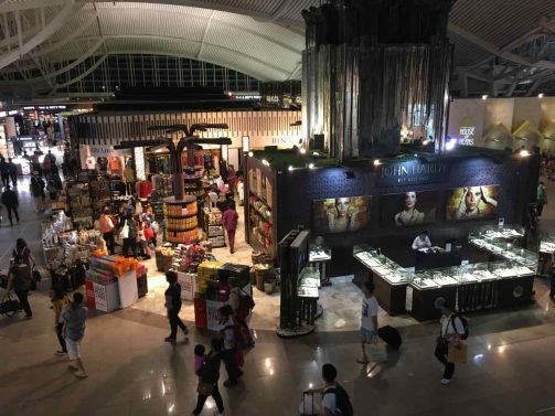 China Eastern Economy Review Bali (DPS) to Los Angeles (LAX) and T/G Lounge Review – or my adventures with the poor man’s Business Class continue