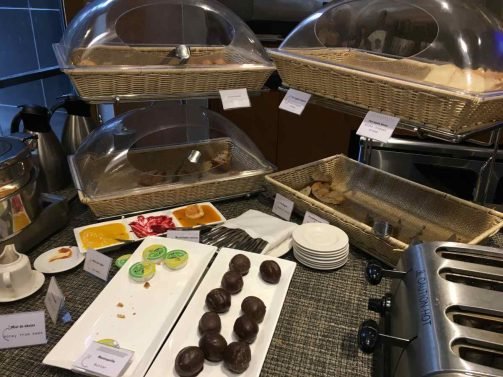 Courtyard by Marriott Bogota Airport Review