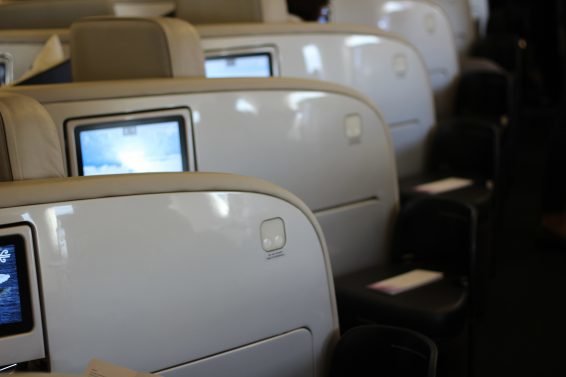 Air New Zealand Business Class / Economy Class Review Auckland (AKL) to Brisbane (BNE) 777-200