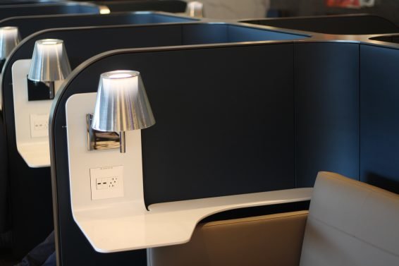 United Polaris Lounge San Francisco Review
