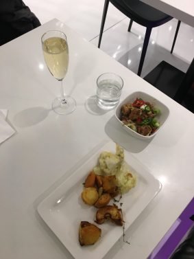 Air New Zealand Business Class Lounge Auckland (AKL) Review