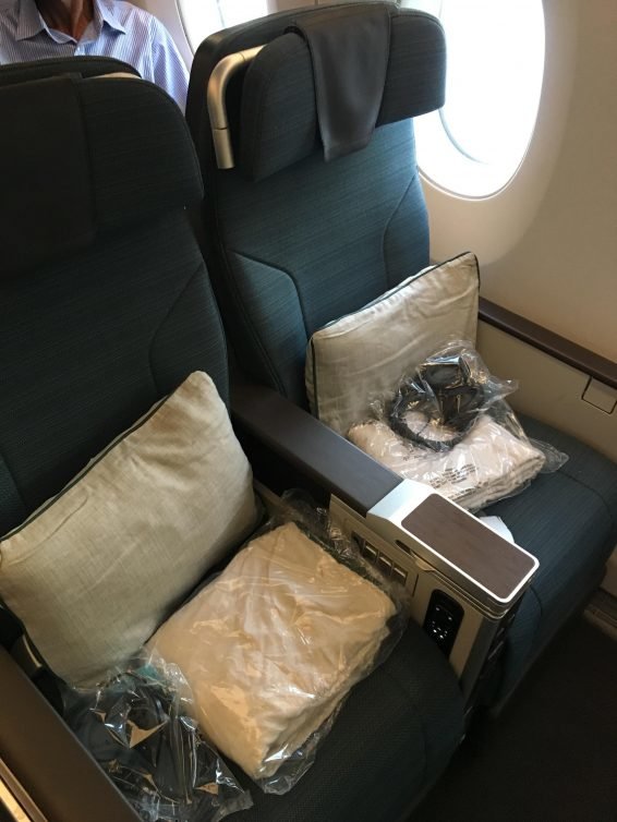 Cathay Pacific Economy Review Cebu (CEB) to Hong Kong (HKG) A330, Plaza Premium Lounge Cebu Review and Cathay Pacific Economy Review Hong Kong (HKG) to San Francisco (SFO) A359