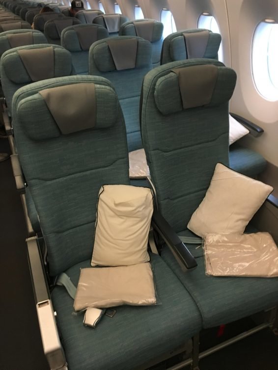 Cathay Pacific Economy Review Cebu (CEB) to Hong Kong (HKG) A330, Plaza Premium Lounge Cebu Review and Cathay Pacific Economy Review Hong Kong (HKG) to San Francisco (SFO) A359