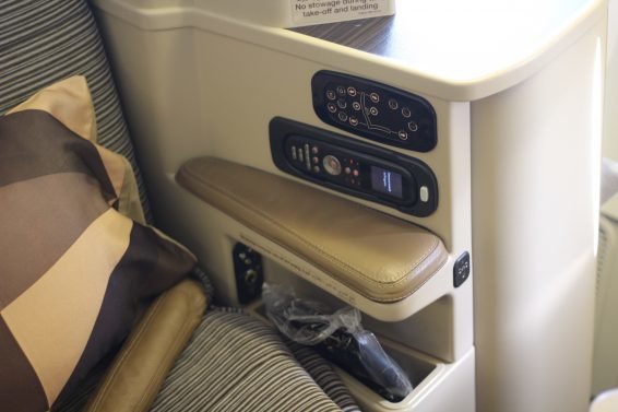 Etihad Business Class Review Los Angeles (LAX) to Abu Dhabi (AUH) 777-300ER – A skeleton operation