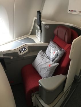 My review of Hong Kong Airlines Business Class A350 San Francisco/ Los Angeles to Hong Kong and A330 to Taipei