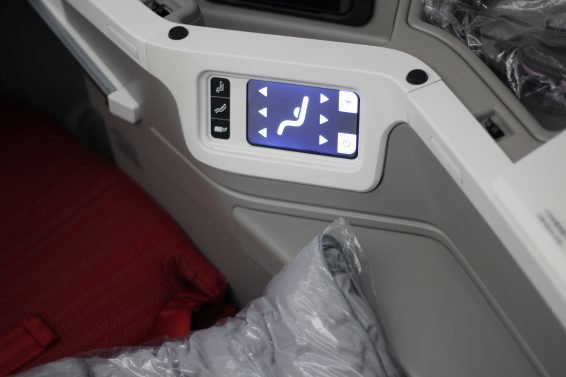My review of Hong Kong Airlines Business Class A350 San Francisco/ Los Angeles to Hong Kong and A330 to Taipei