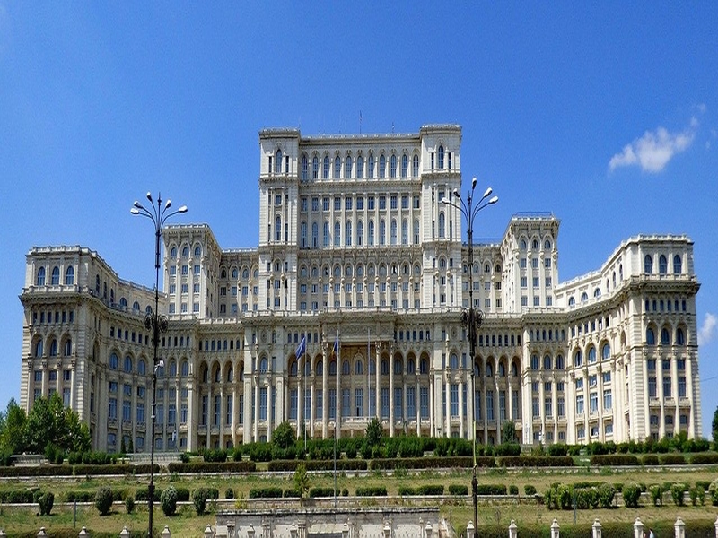 <cur_name>US$</cur_name><cur_val>333</cur_val> – <span id="translate">Cheap flights to</span> <span id="translate">Bucharest</span> <span id="translate">from</span> <span id="translate">San Francisco</span> (Multiple Airlines)