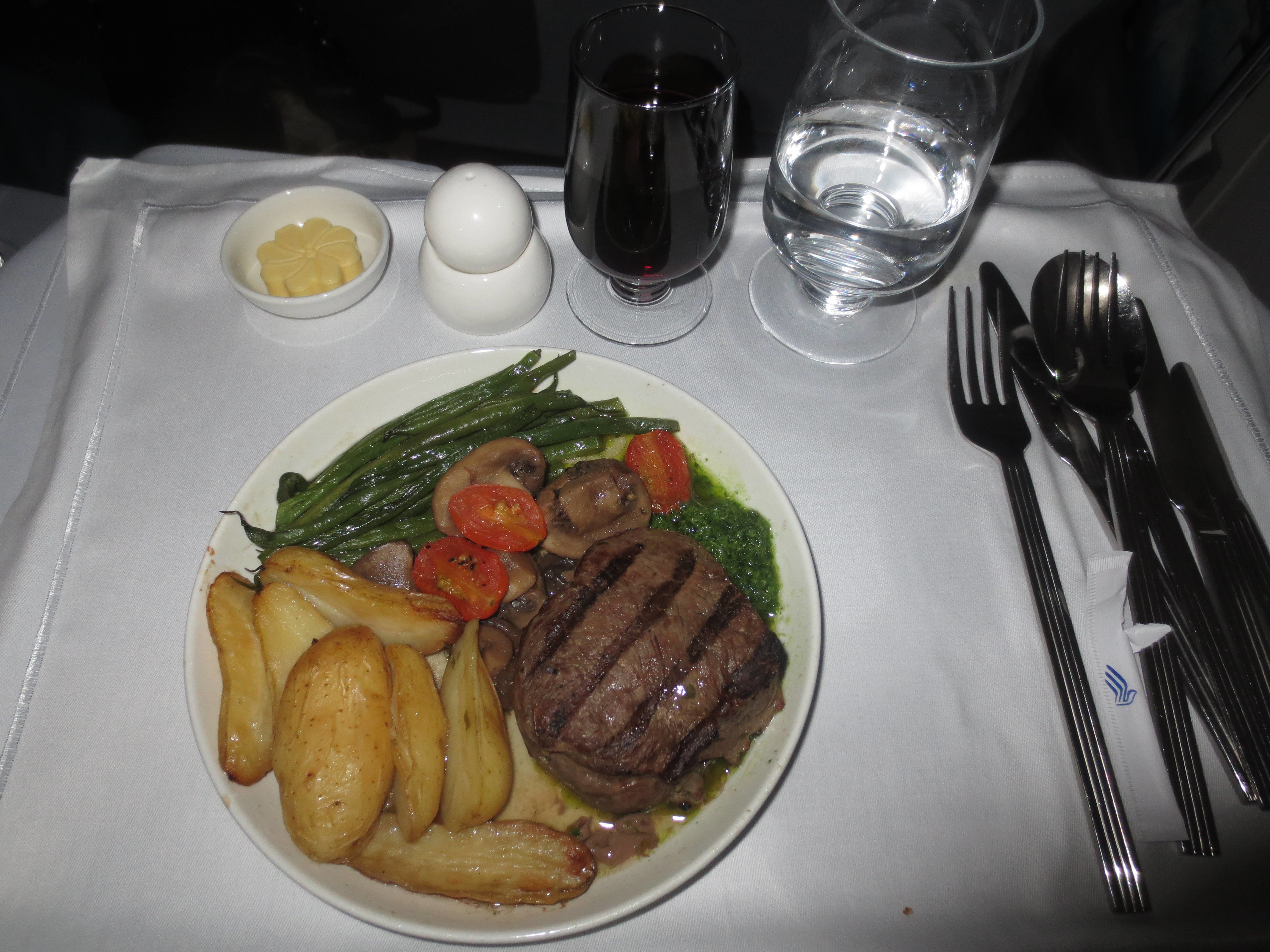 Singapore Airlines Singapore (SIN) – Istanbul, Turkey (IST) Business Class Review