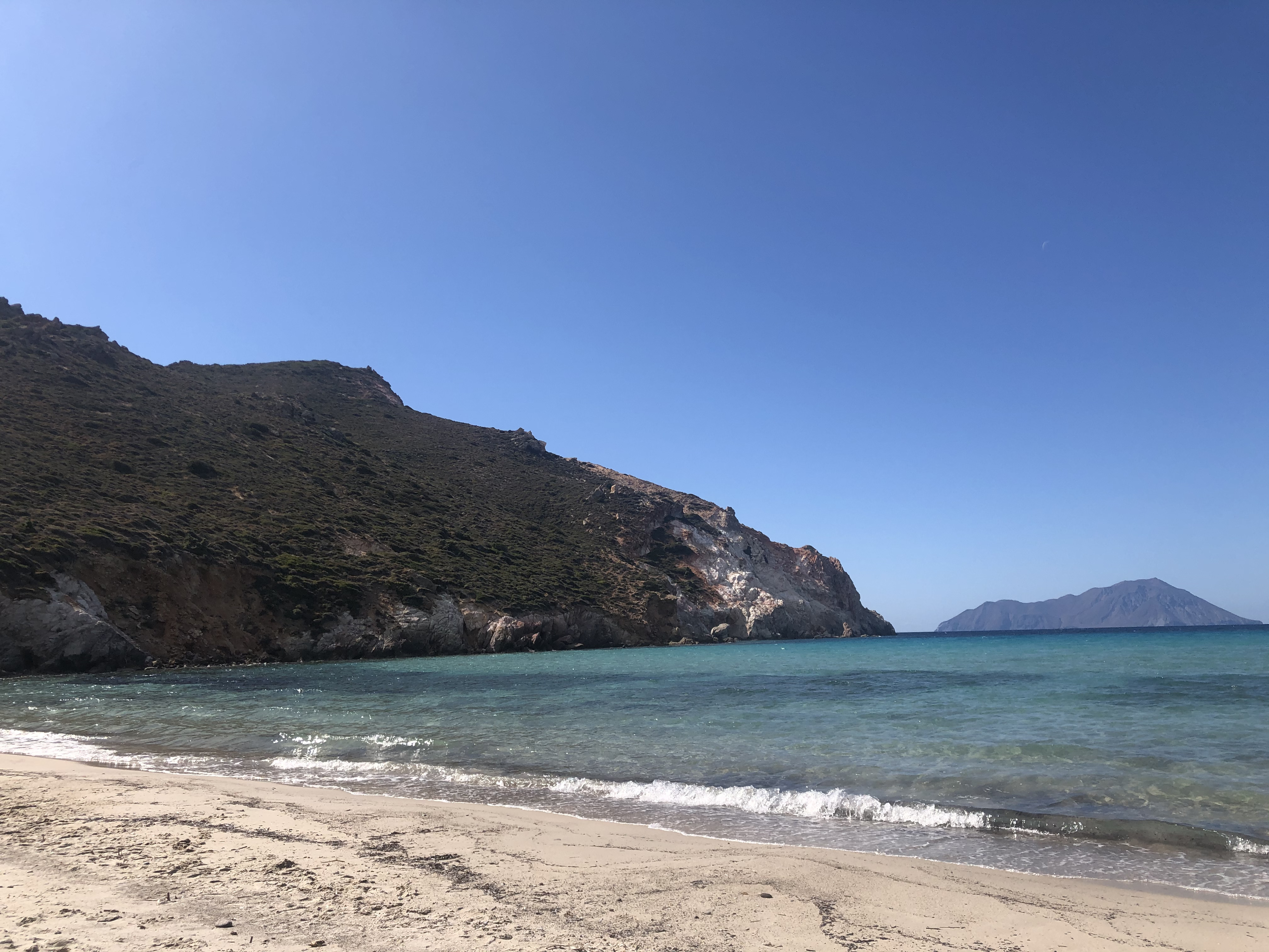Island Guide – Milos Island (Cyclades), Greece