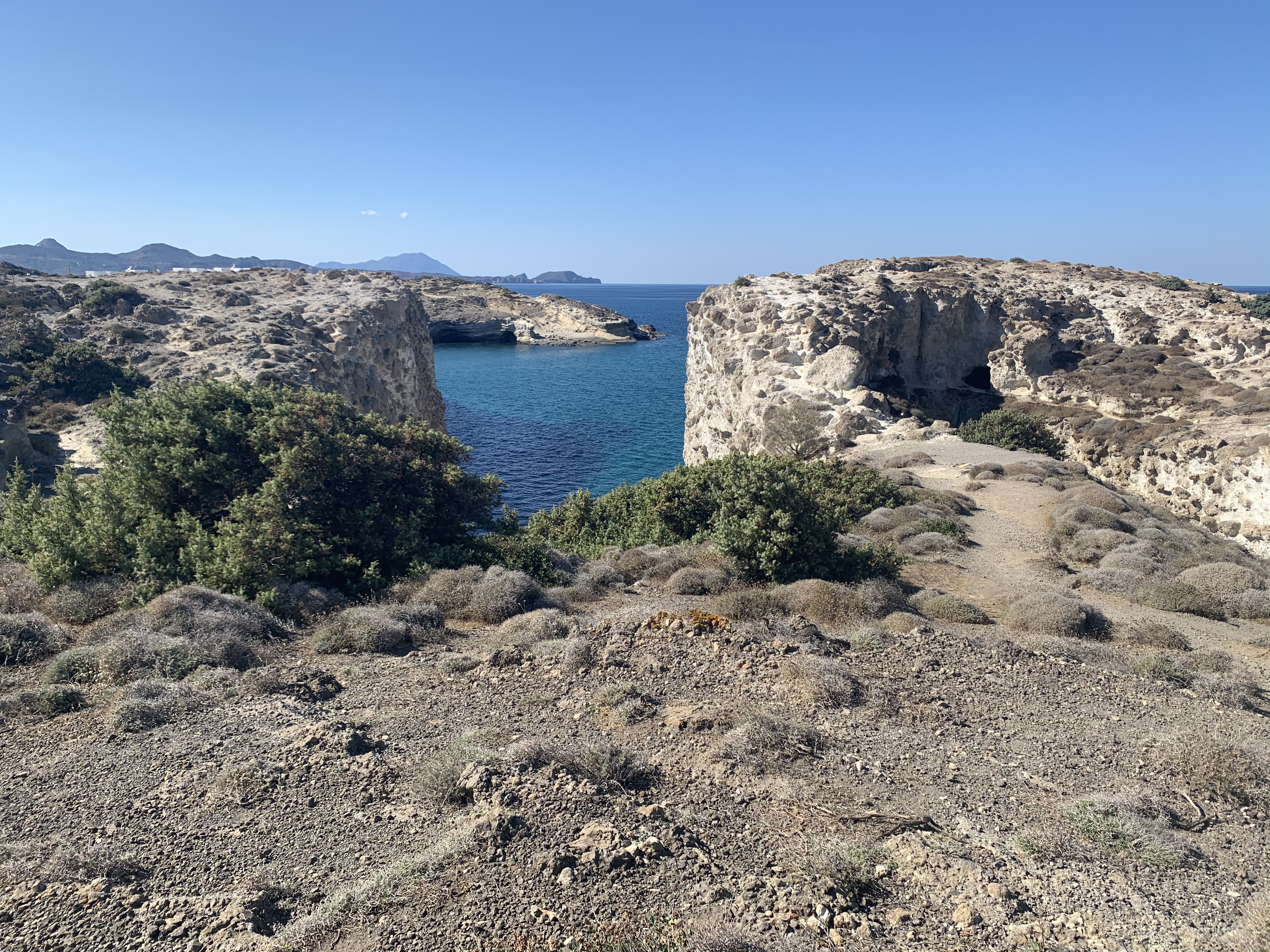 Island Guide – Milos Island (Cyclades), Greece