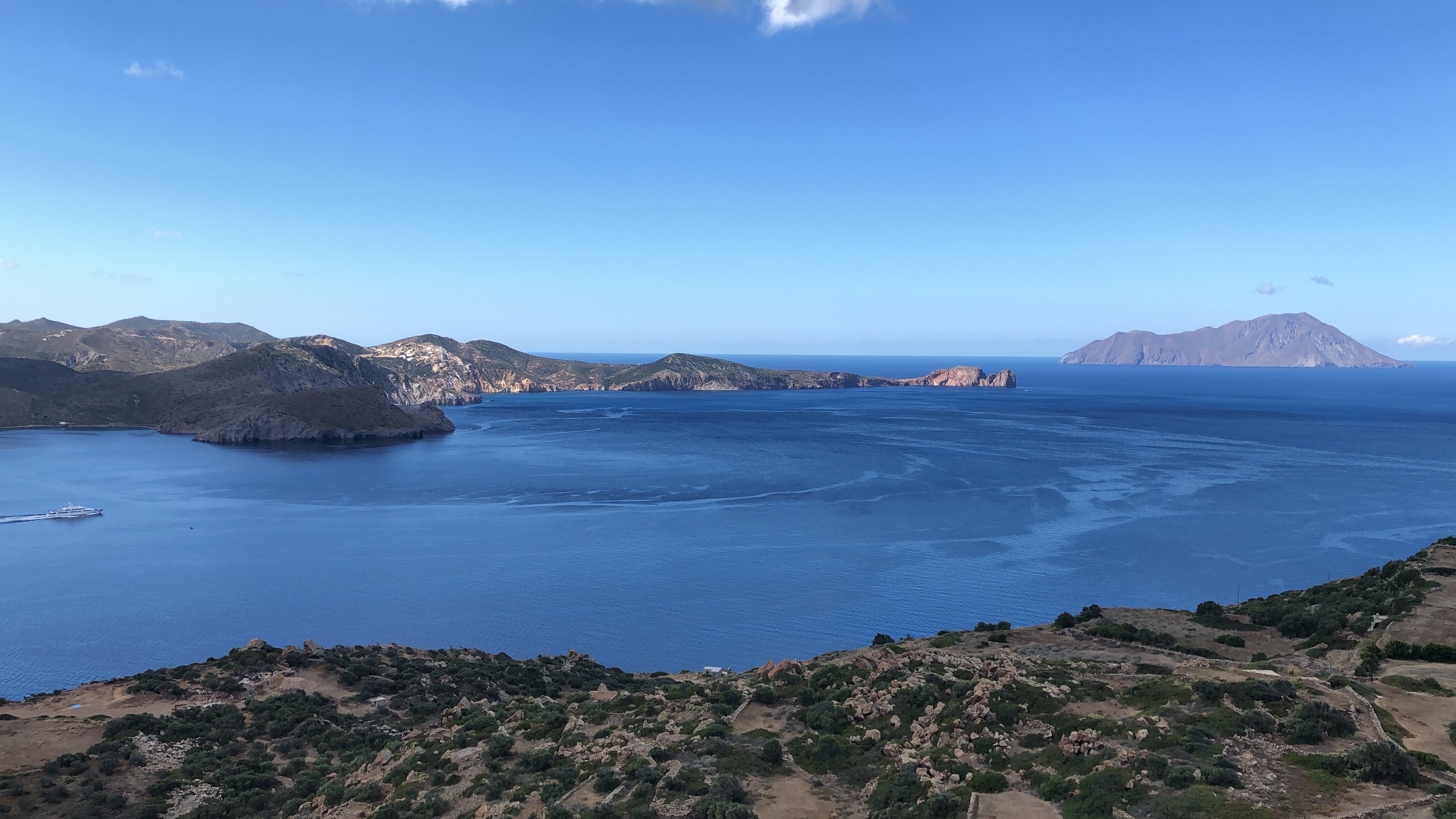 Island Guide – Milos Island (Cyclades), Greece