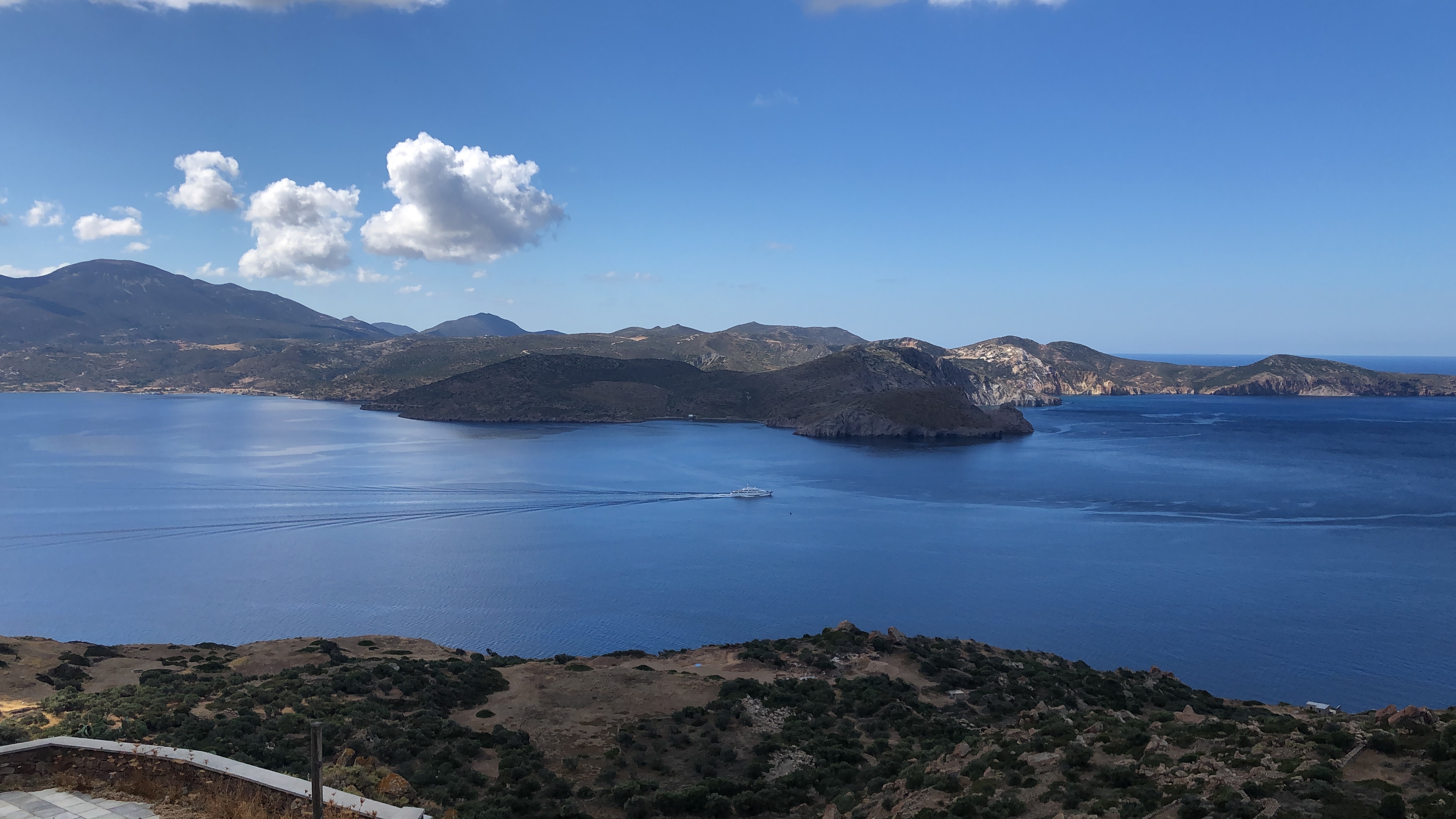 Island Guide – Milos Island (Cyclades), Greece